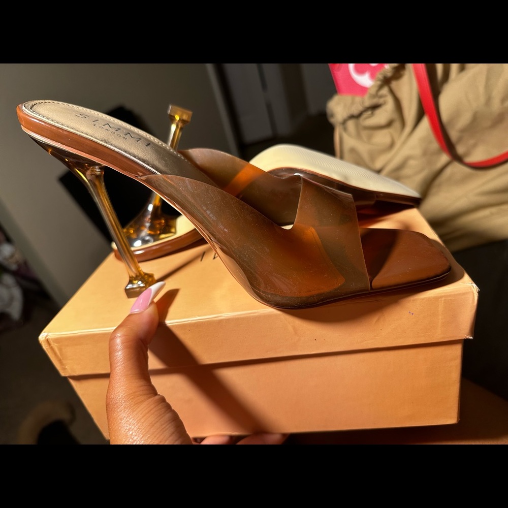Brown brand new heel